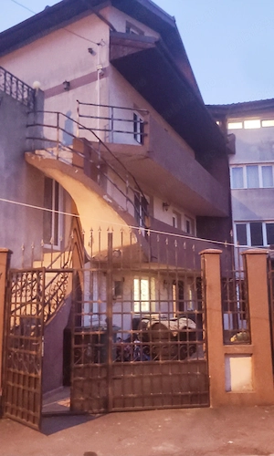 Inchiriez apartament 2 camere în vila , Bazilescu - Soseaua Chitilei 