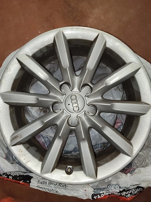 Genti Audi Q3  - imagine 2