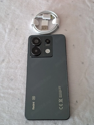 Vând Redmi Note 13 Pro 5G, dual sim, 256GB 8+4GB RAM, impecabil. Preț 400 lei.