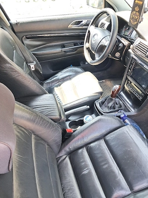 skoda superb 2.0 diesel  140 caivand  masina personala nu sunt revanzator - imagine 8