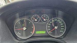 Ford Focus Trend 1.6 TDCi   170.000 km   Unic proprietar - imagine 2