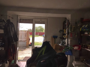 Spațiu 25 mp de închiriat   poziție excelentă pe șosea principală, trafic intens   - imagine 4