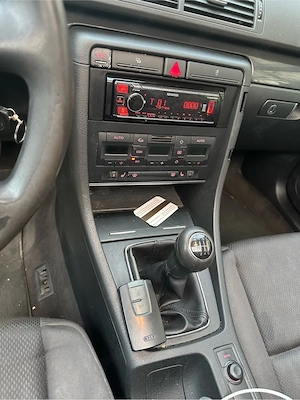 Audi A4 B6 1.9 diesel 131cp AWX stare buna  - imagine 7