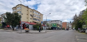 Apartament 3 camere/doua bai/doua balcoane-PIAȚA CENTRALA-bloc 1986 - imagine 12