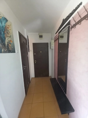 Inchiriez apartament 2 camere