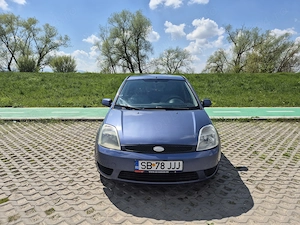 Ford fiesta  1.3 benzina - imagine 3