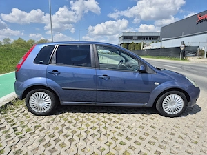 Ford fiesta  1.3 benzina - imagine 2