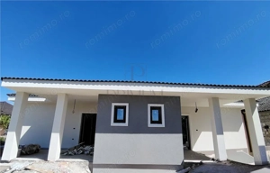 Duplex la asfalt - personalizare interioara - 3 bai - imagine 3