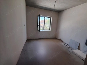 Duplex la asfalt - personalizare interioara - 3 bai - imagine 7