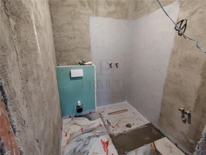 Duplex la asfalt - personalizare interioara - 3 bai - imagine 6