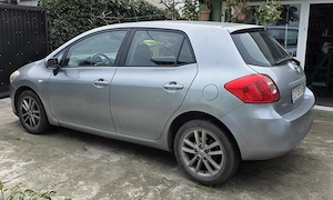 Toyota Auris 2009, 1.6 benzina 91kW, 82000 km - imagine 7
