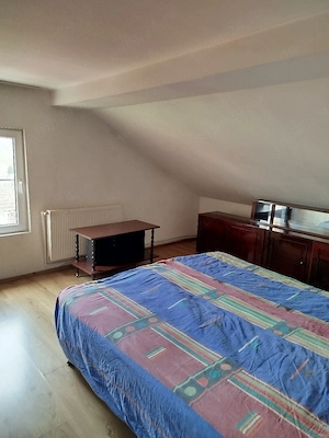  Ofer spre închiriere un apartament hotelier cu 4 camere. - imagine 3