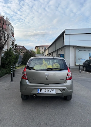 Dacia Sandero 1.6 MPI - imagine 3