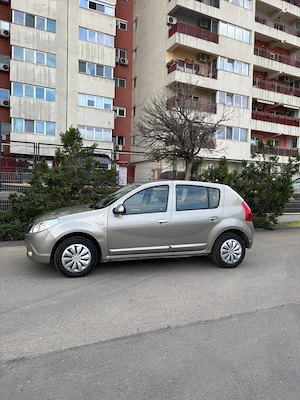 Dacia Sandero 1.6 MPI - imagine 2
