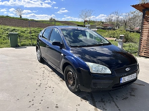 Ford Focus 1.6 TDCi   economic, întreținut, unic proprietar - imagine 2