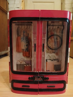 Dulap Barbie 