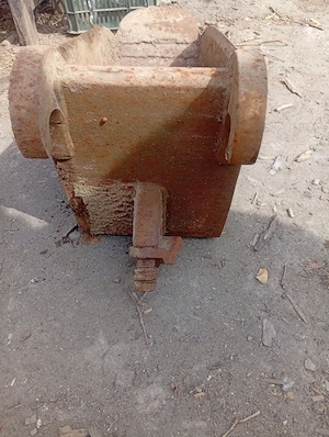 Cupa mini excavator - imagine 3