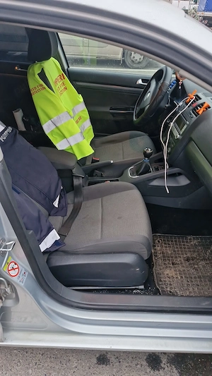 Vând Dezmembrez VW JETTA  - imagine 5