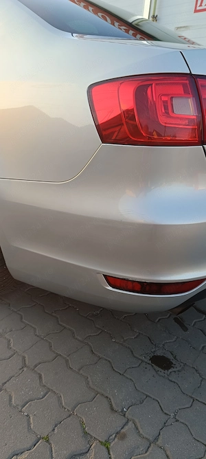 VW Jetta, An 2011, 1.6 diesel, Euro 5 - imagine 5