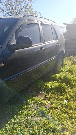 Se vinde Mercedes Ml