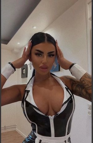 Cristina Noua la mine sau la tine!