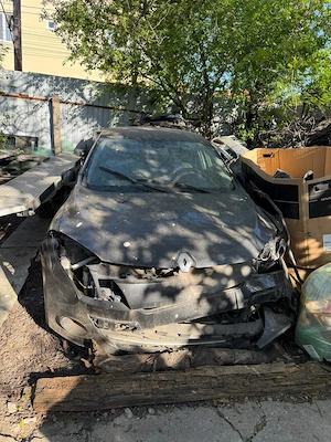 Dezmembrez Renault Megane 3 2009  - imagine 2