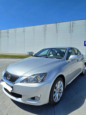 Vând Lexus is 220 2009 - imagine 2