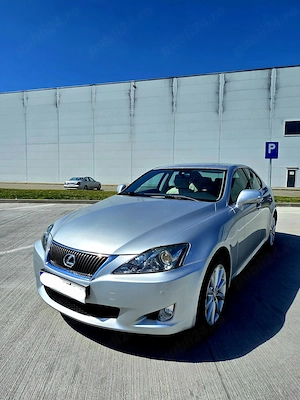 Vând Lexus is 220 2009