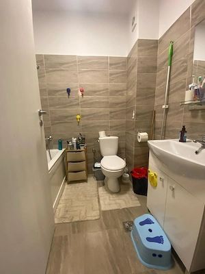 Apartament 3 camere semidecomandat - imagine 8