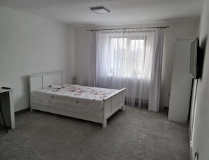 Închiriez casă zona platou Prundu - imagine 2