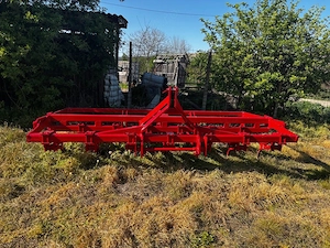    De vânzare   utilaj agricol Hercules cu tăvălugi Cruschil (13 organe)