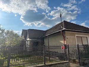 Vând casă în Baia Mare.