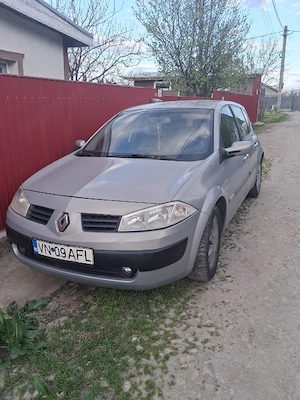 renault megan hatbac  - imagine 5