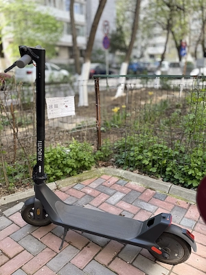 Trotineta electrica NOUA   Xiaomi 4lite 2nd gen