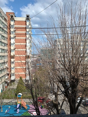 Apartament cu doua camere decomandat