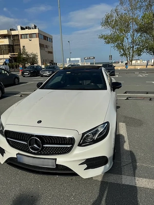 Mercedes-Benz AMG Line   E 220 Coupe 9G-TRONIC