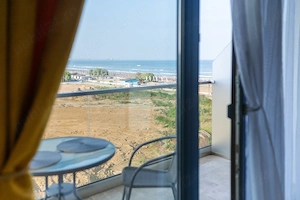 Vând 2 studio-uri, Mamaia Nord, Tomis Villa Promenada, 30 m de plaja - imagine 5