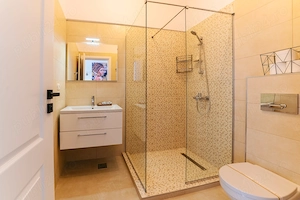 Vând 2 studio-uri, Mamaia Nord, Tomis Villa Promenada, 30 m de plaja - imagine 10