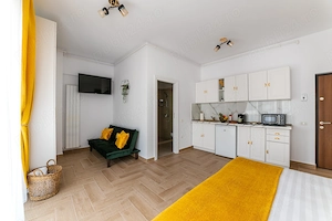 Vând 2 studio-uri, Mamaia Nord, Tomis Villa Promenada, 30 m de plaja - imagine 8