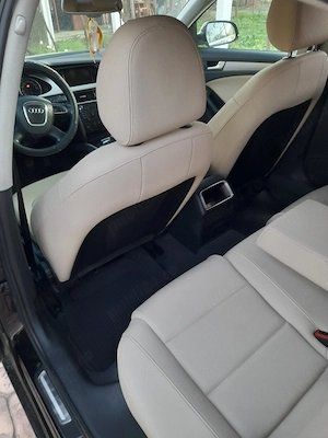 Vând Audi A4.