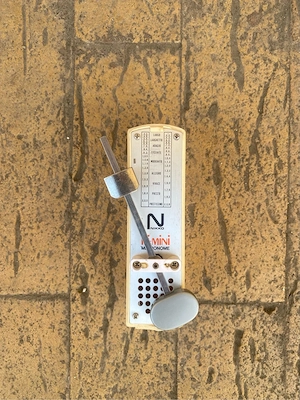 Nikko HI-MINI metronom ( Japan )