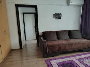 Vând apartament cu 2 camere, zona excelentă. - imagine 2