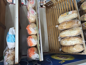 Raft din lemn pentru pâine si patiserie 