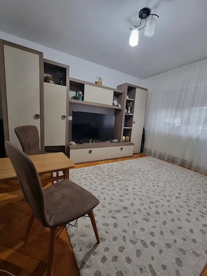 Vand apartament 3 camere Băile Govora  - imagine 2