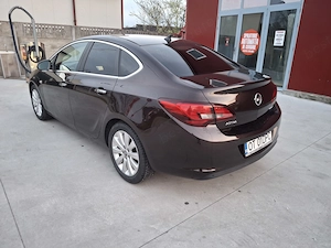 Vând Opel Astra J - imagine 4