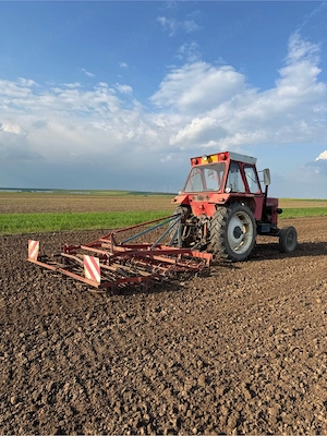 Combinator agricol  - imagine 2