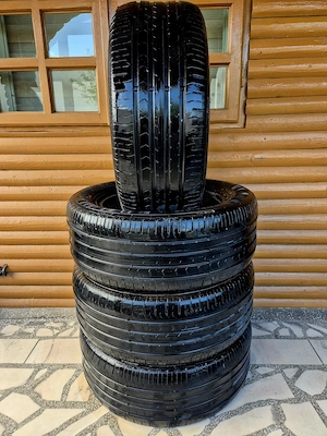 Anvelope de vară Continental 235/55/17