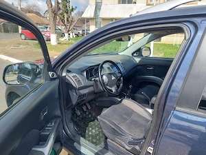 Mitsubishi Outlander 2008 cu 7 locuri - imagine 4