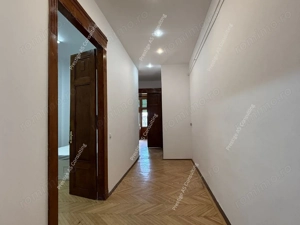Spatiu Birouri  150 mp | Balcon cu vedere directa spre Piata Victoriei - imagine 3