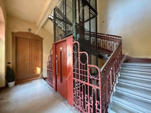 Spatiu Birouri  150 mp | Balcon cu vedere directa spre Piata Victoriei - imagine 17
